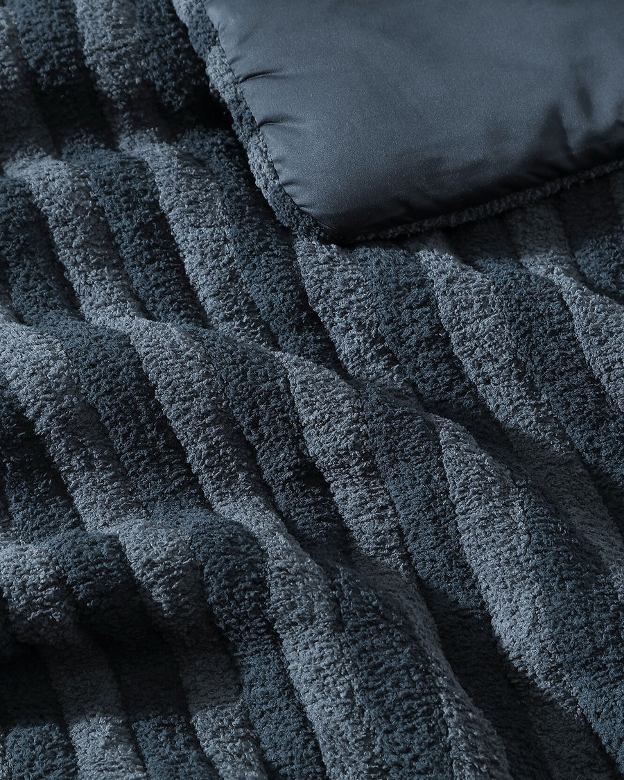 Snug Piped Comforter Midnight - Dew