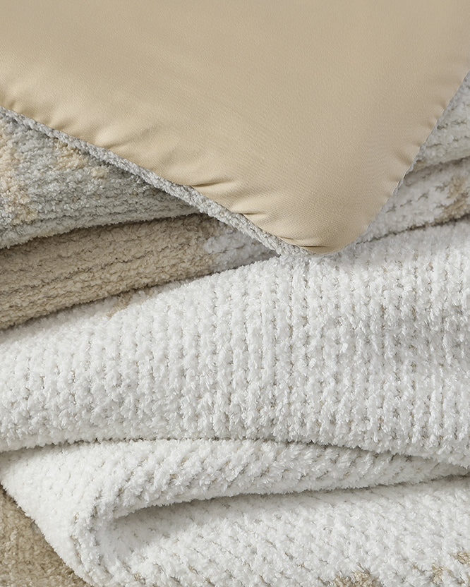 Sunday Citizen Snug Comforter, Full/Queen - Off White