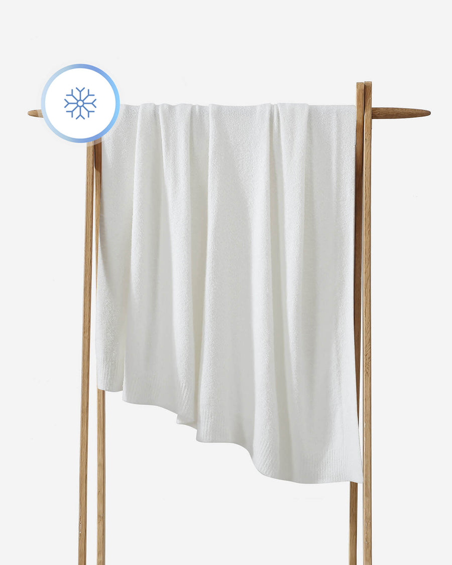 Cloud Cool Throw Off White