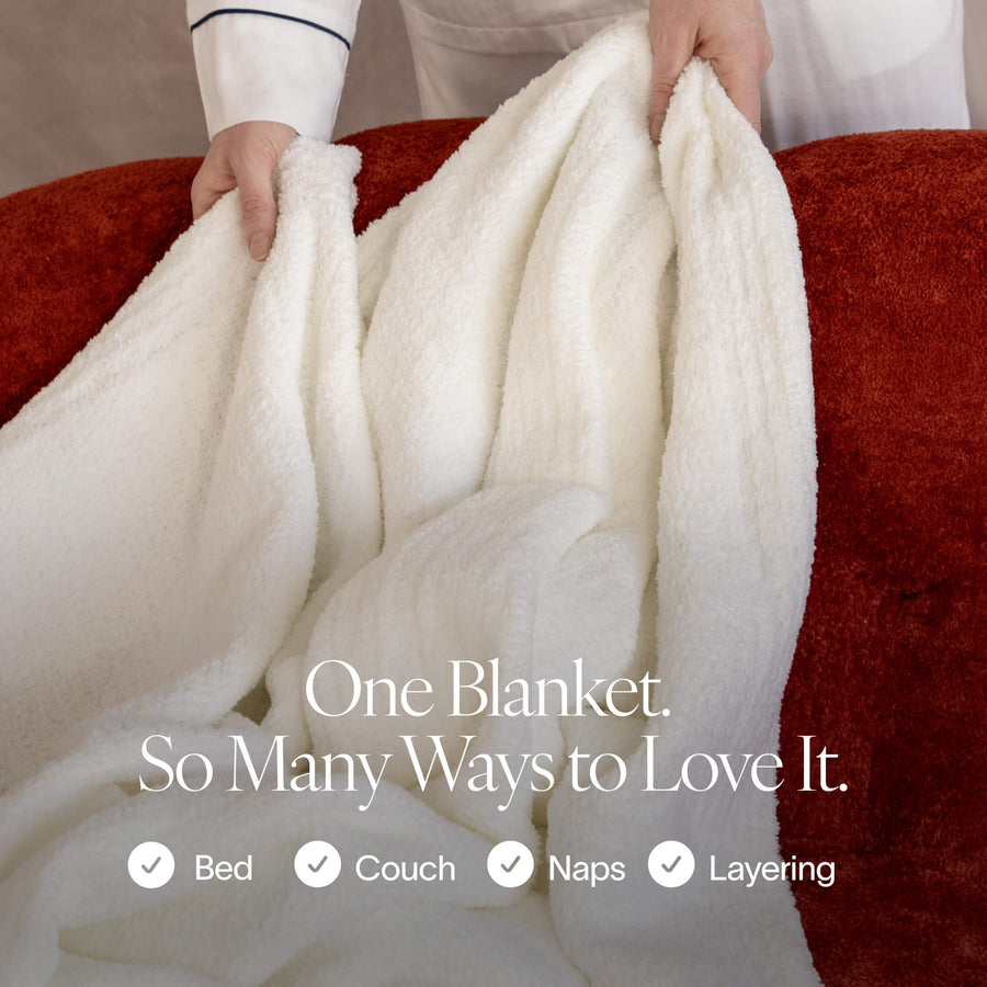 Snug Bed Comforter Sahara Tan Misty Blue Chocolate Martini Granite Cloud Gray Clear White Chesnut Mocha Off White