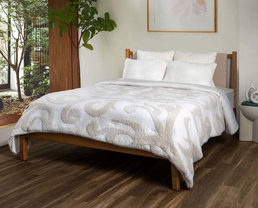 Sunday Citizen Casablanca Comforter Oatmeal - Clear White 