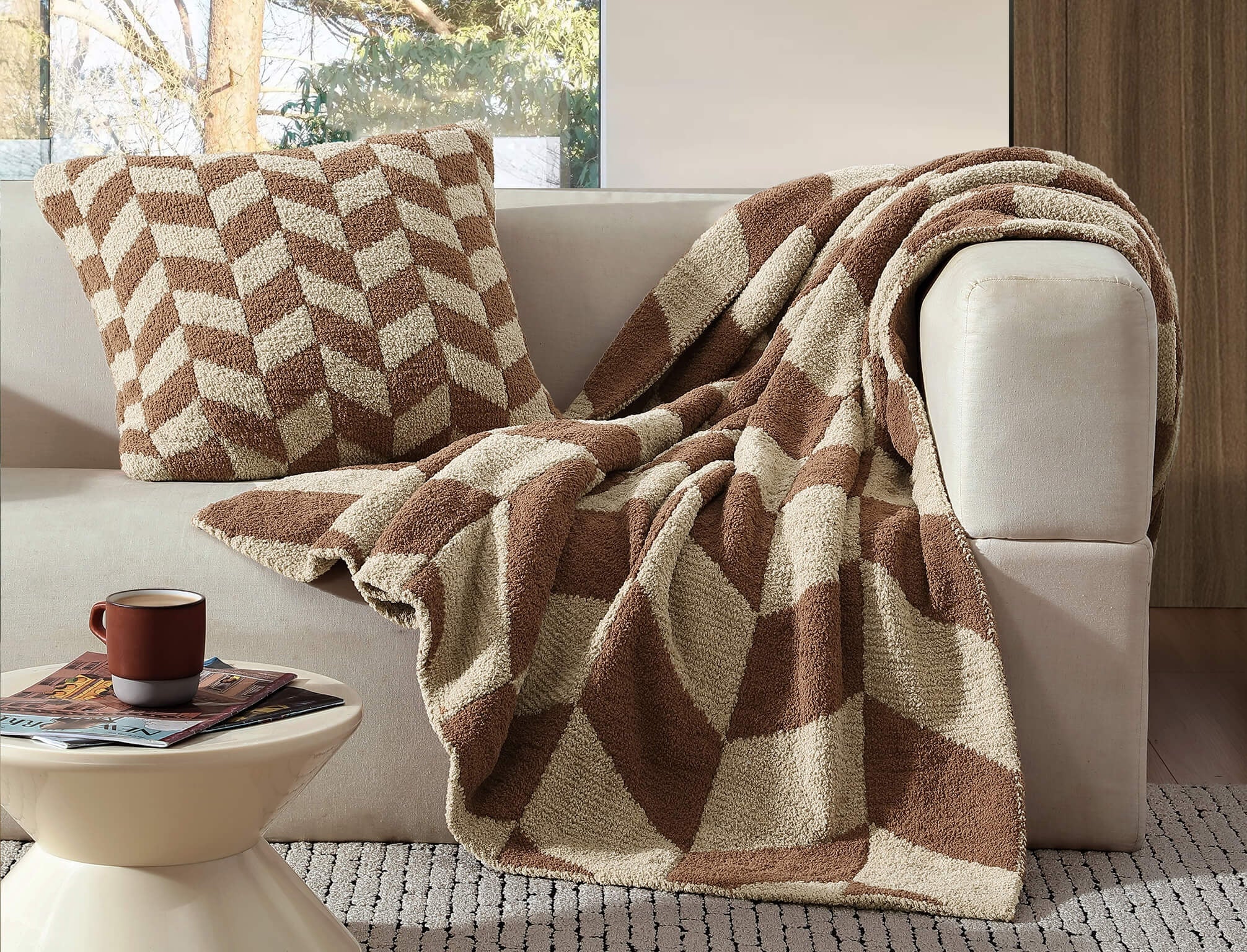 square クッション　surpass cixeur nocare nyhc Chevron Throw Pillow - Last Chance | Sunday Citizen
