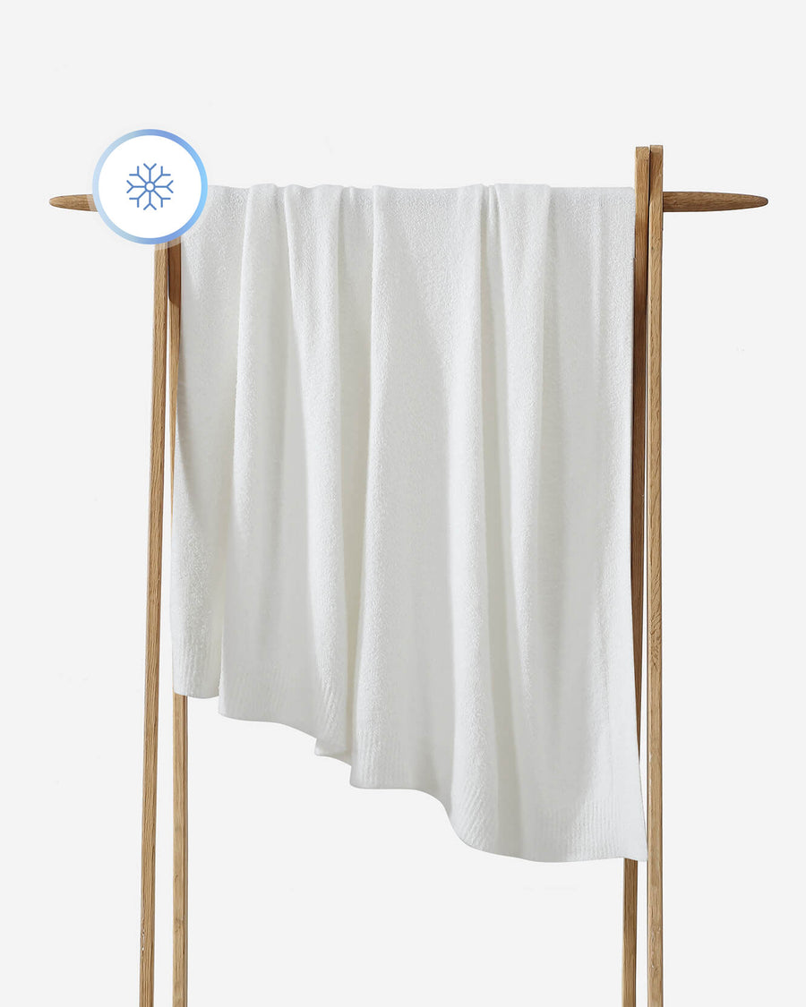 Cloud Cool Throw Off White