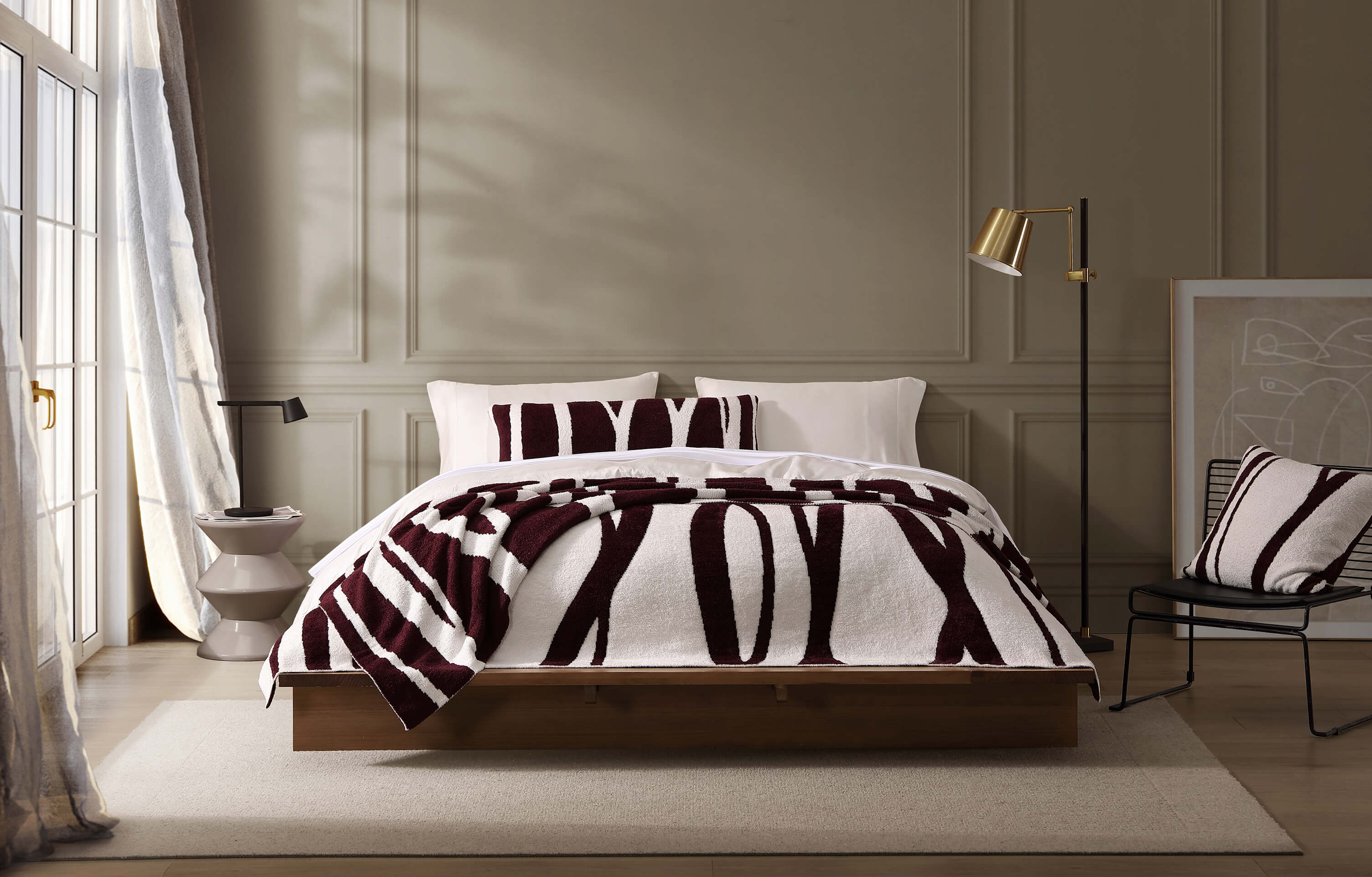 Sunday-Citizen_Cloud-Silque-Woodland_Lumbar-Pillow White - Fig