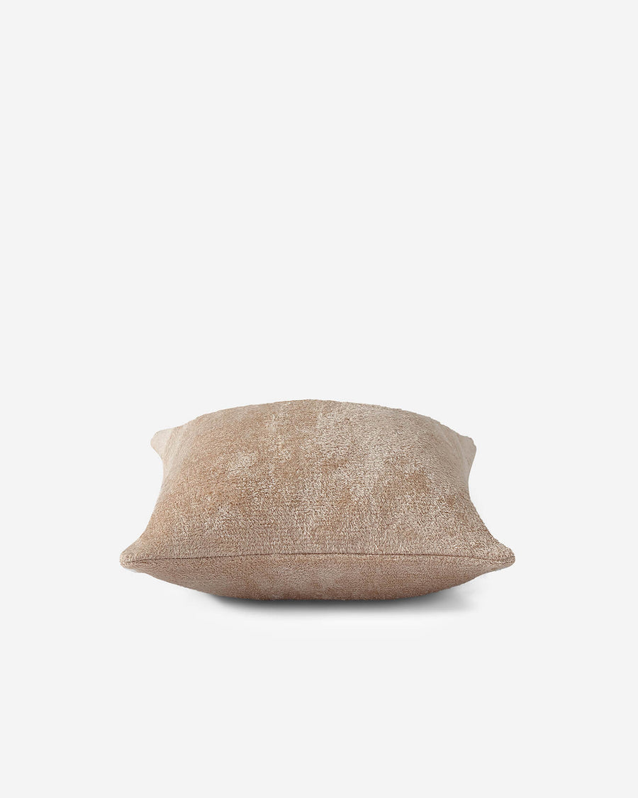 Cloud-Silque_Throw-Pillow Blush