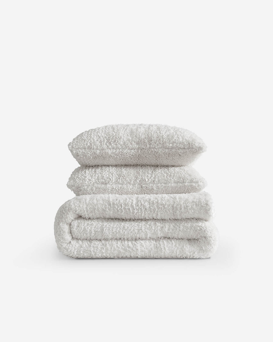 Breathable Faux Fur comforter Bundle White