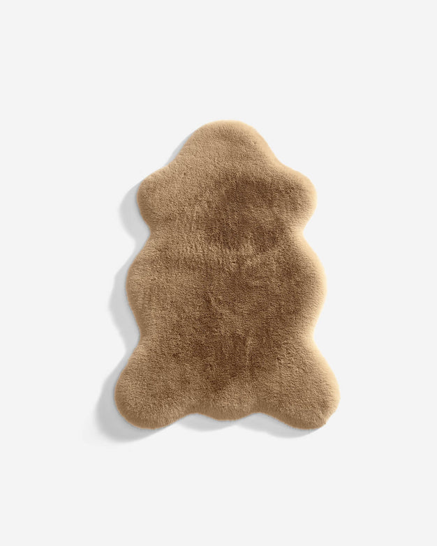 Sunday-Citizen_Faux-Fur-Throw-Rug Pillow Tan