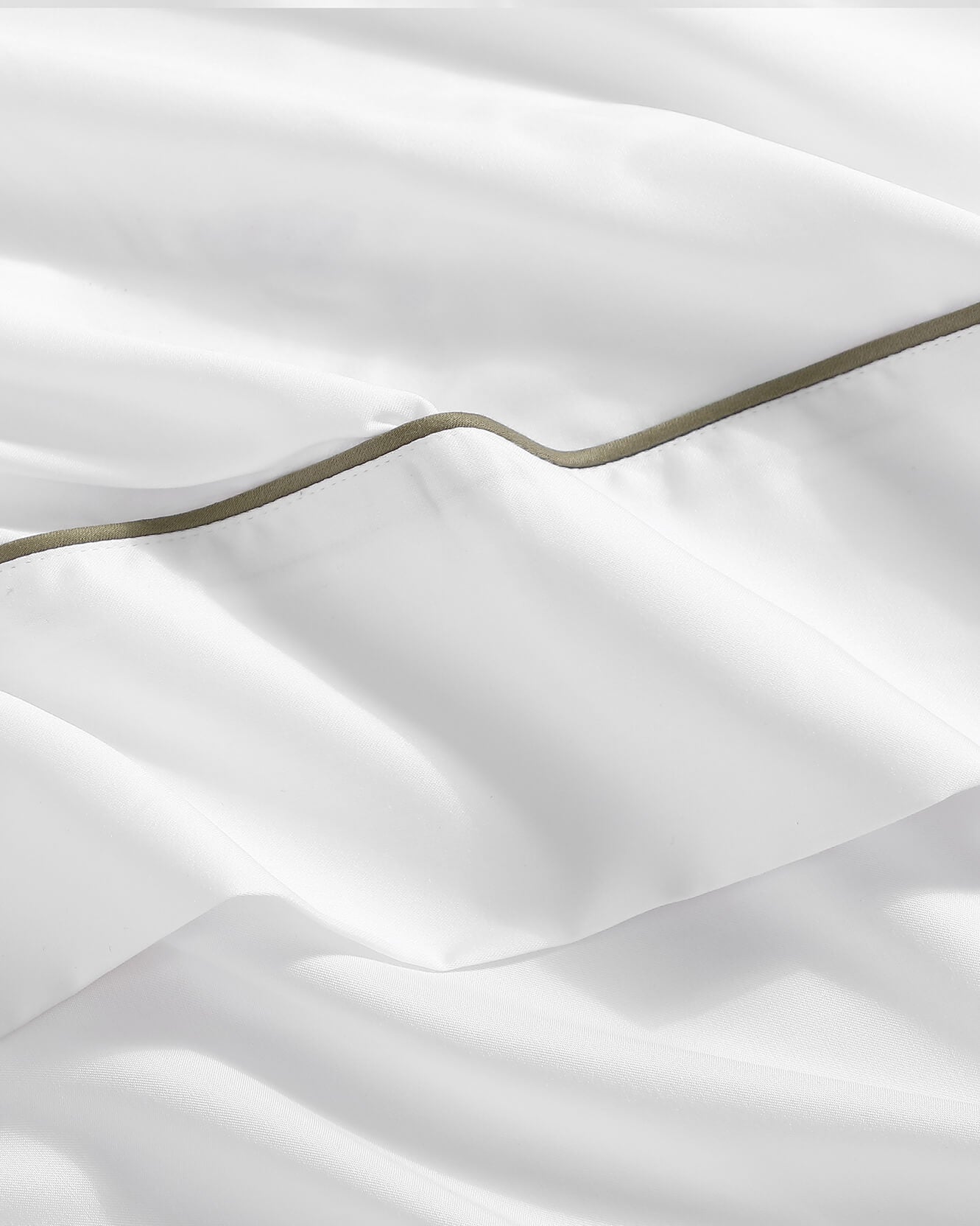 Sunday-Citizen_Luxe-Bamboo-Piping-Top-Sheet White - Boulder