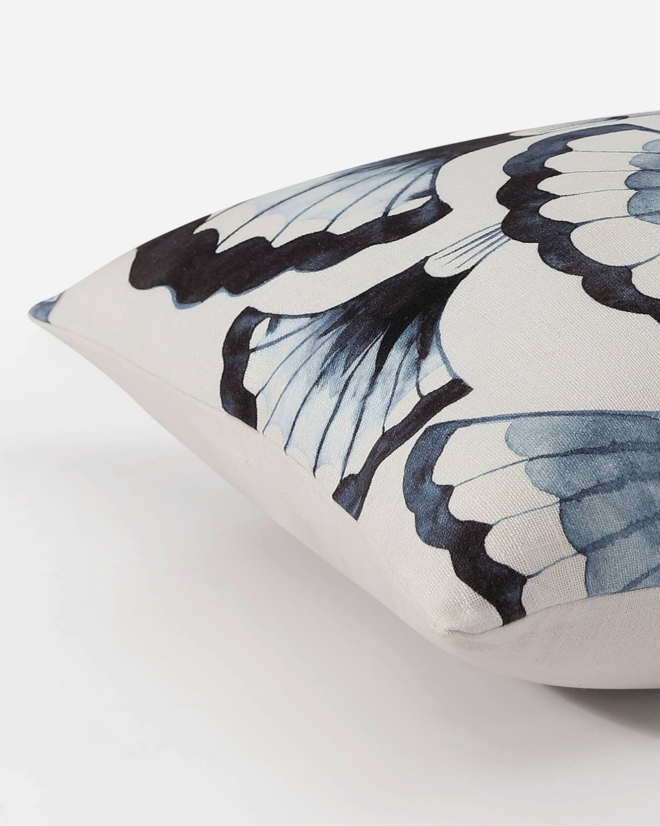 Pampas_Pillow_Baritone Blue