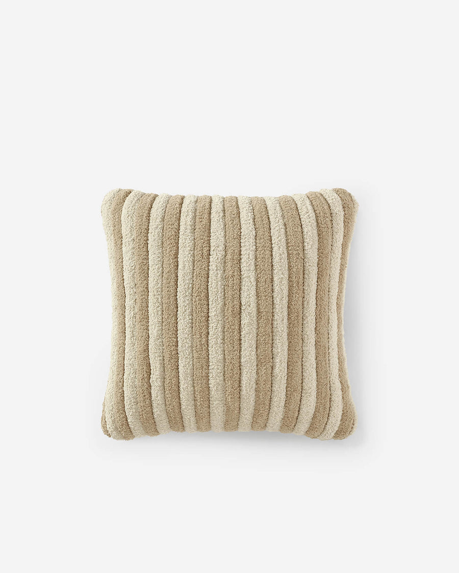 Snug Piped Throw Pillow Biscoti - Sahara Tan