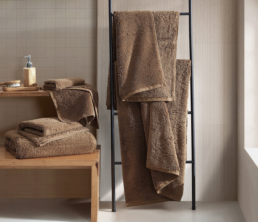 Plush Towel Set Mocha