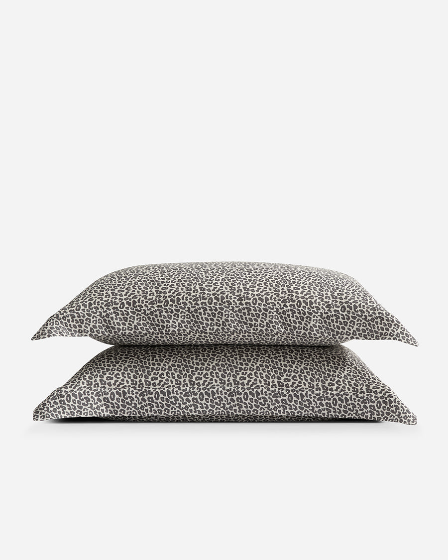 Sunday-Citizen_Printed-Silky-Lyocell_Sham-Set_Leopard Print