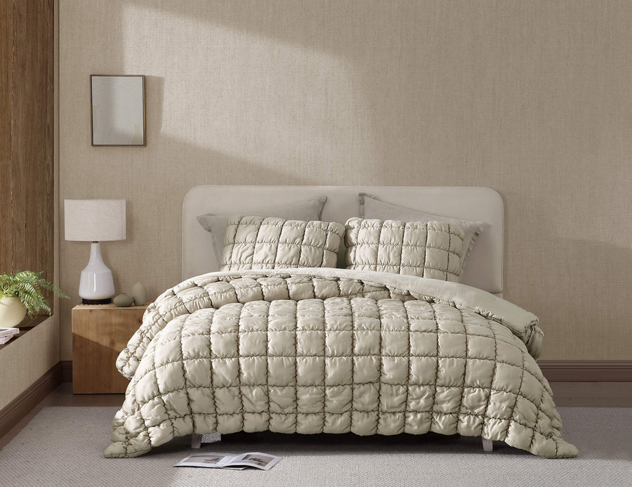 Silky Lyocell Puff Comforter Sandstone