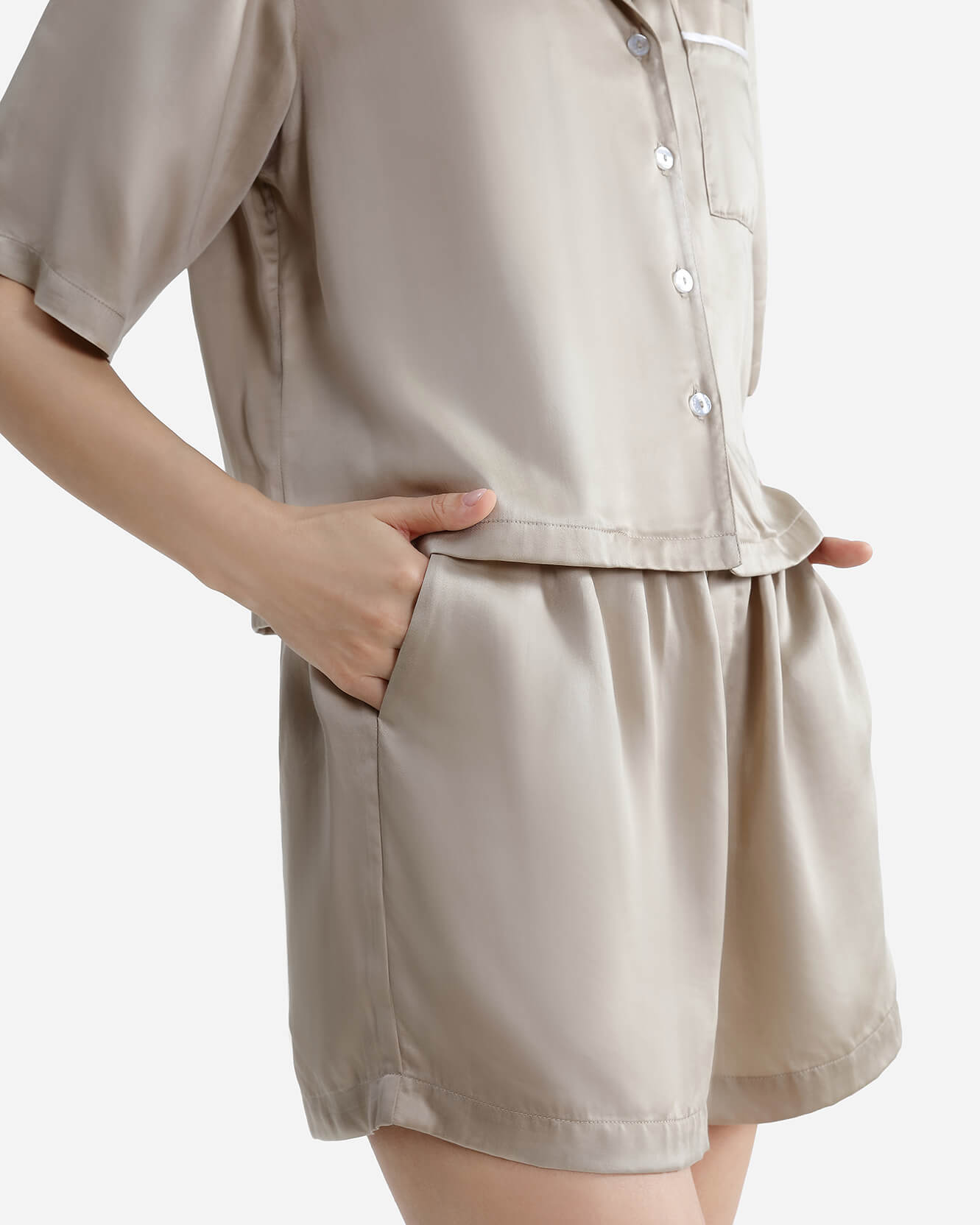 Sunday-Citizen_Silky-Lyocell-Short-PJ-Set Biscotti 