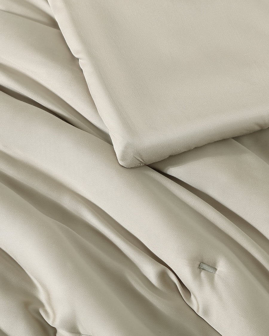 Silky Lyocell Stitch Comforter Sandstone