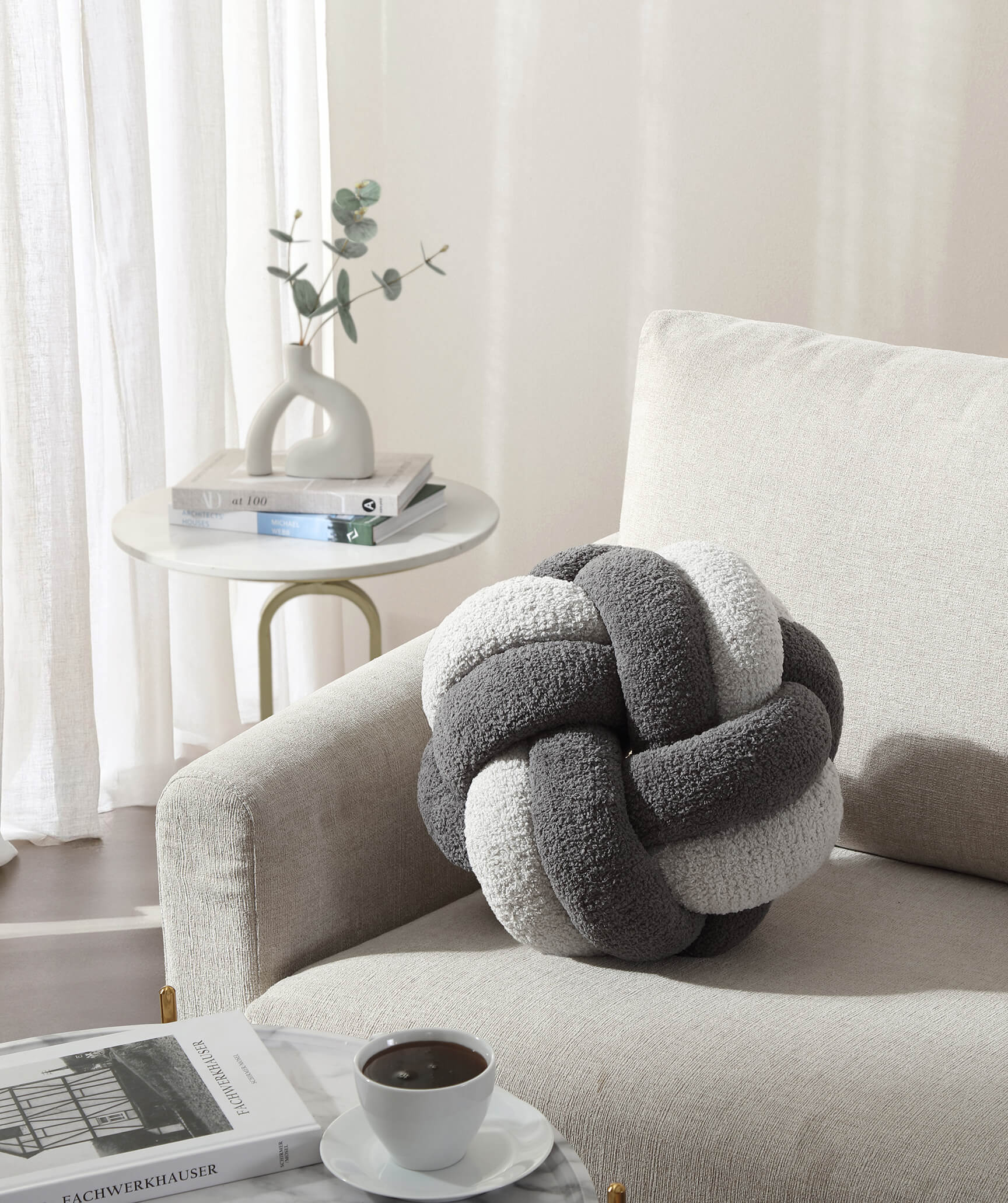 Knot Pillow – Sunday Citizen