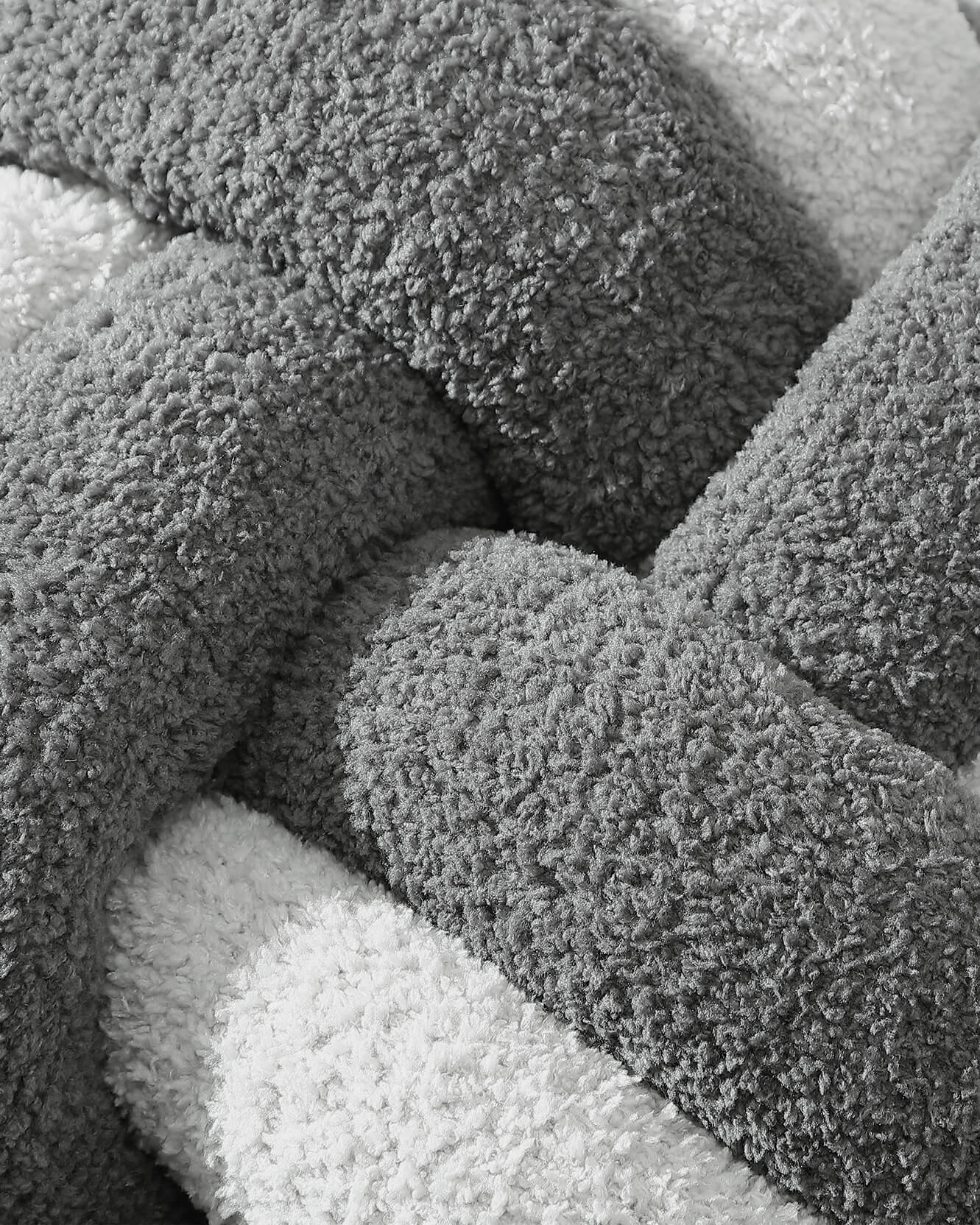 Knot Pillow – Sunday Citizen