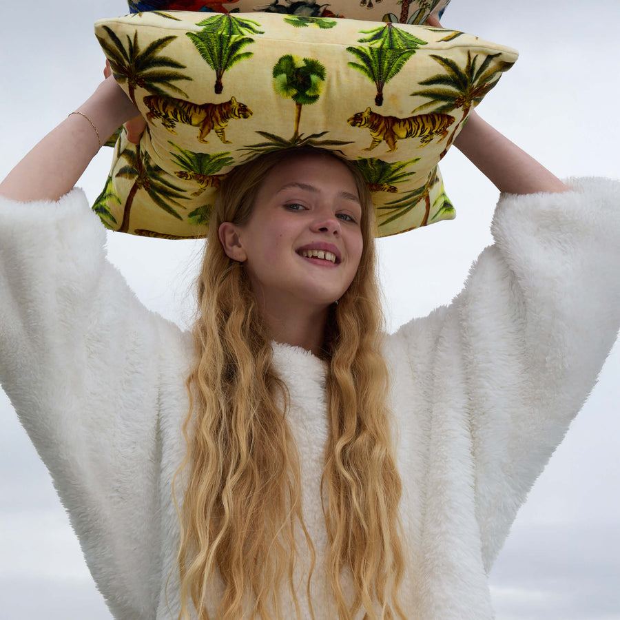 Sunday-Citizen_Tiger-Throw-Cream