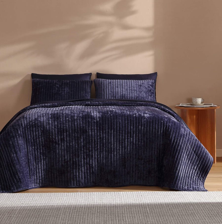 Sunday Citizen Velvet Quilt Baritone Blue