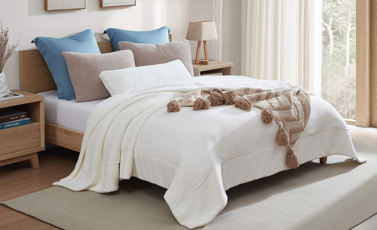 How To Style Bedding The Art of Layering: How to Style Your Bed with Throws and Blankets ...