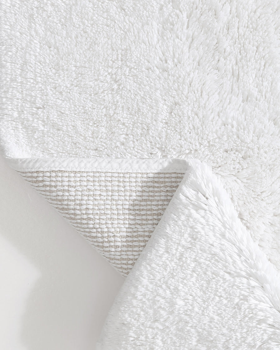 Plush Bath Rug White