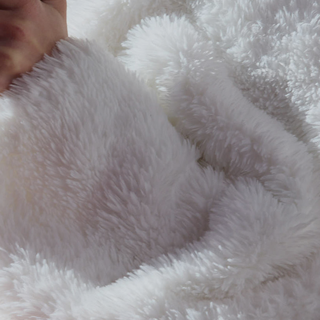 Sunday_Citizen_Shop_By_Fabric_Faux_Fur_Loungewear