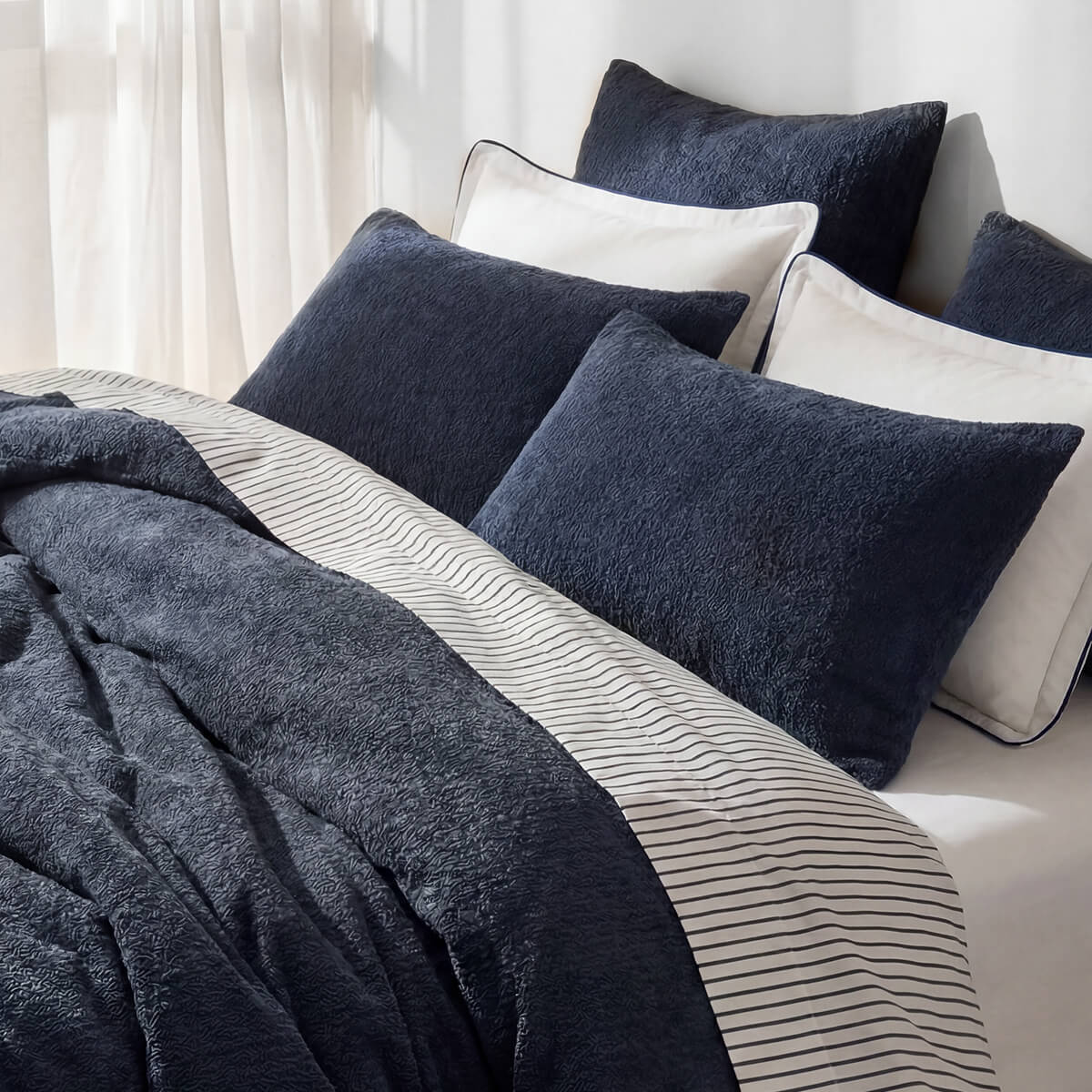 Cloud Cooling Comforter Bundle | Sunday Citizen