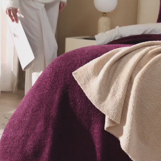 Sunday-Citizen_Cloud-Silque-Bed-Blanket-Bundle Fig