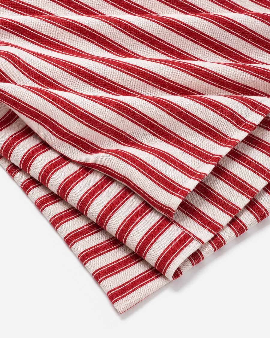 Sunday Citizen Coastal Americana Tablecloth in Red - Off White