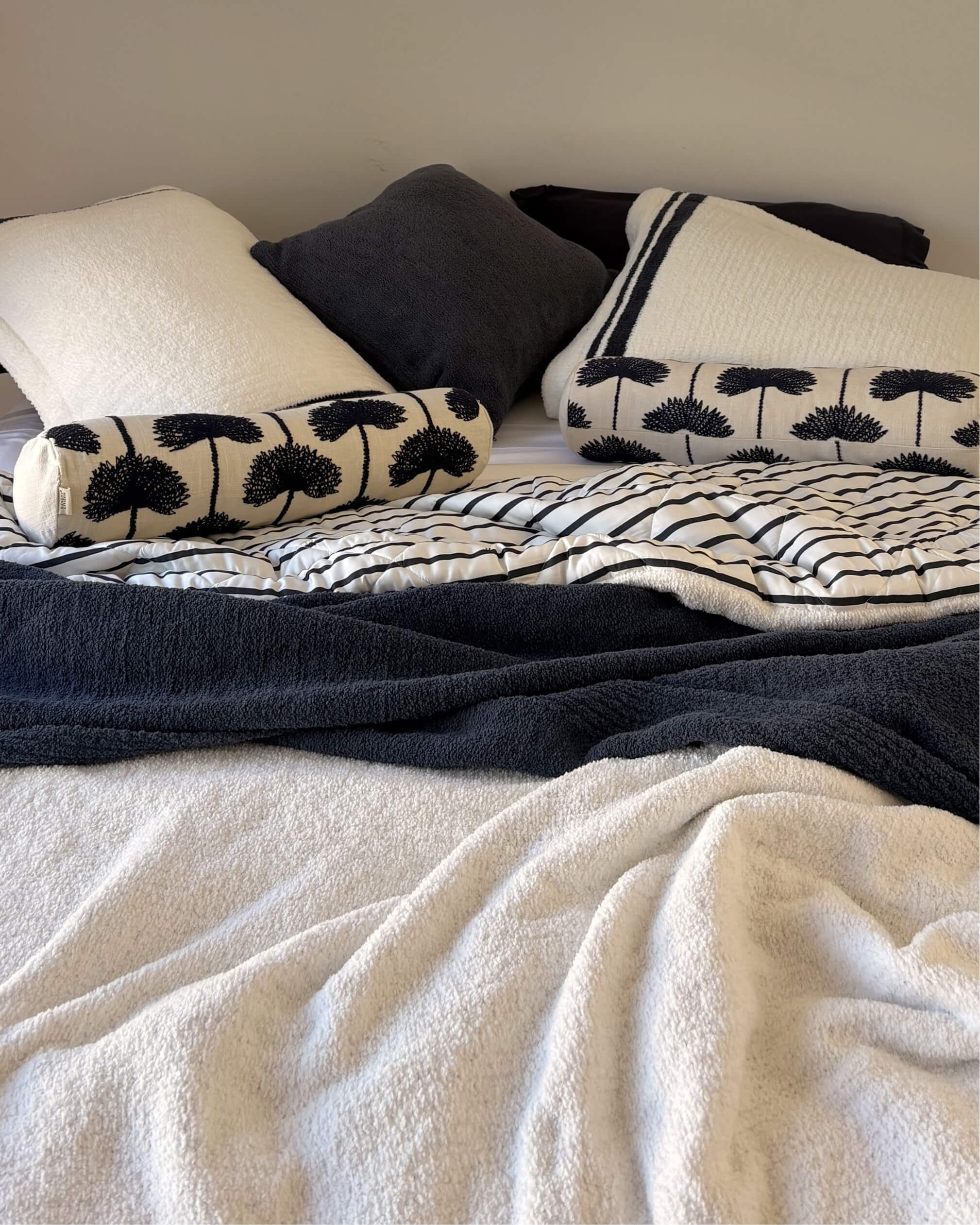 Sunday Citizen Amarena Snug Striped Comforter in Midnight - Off White