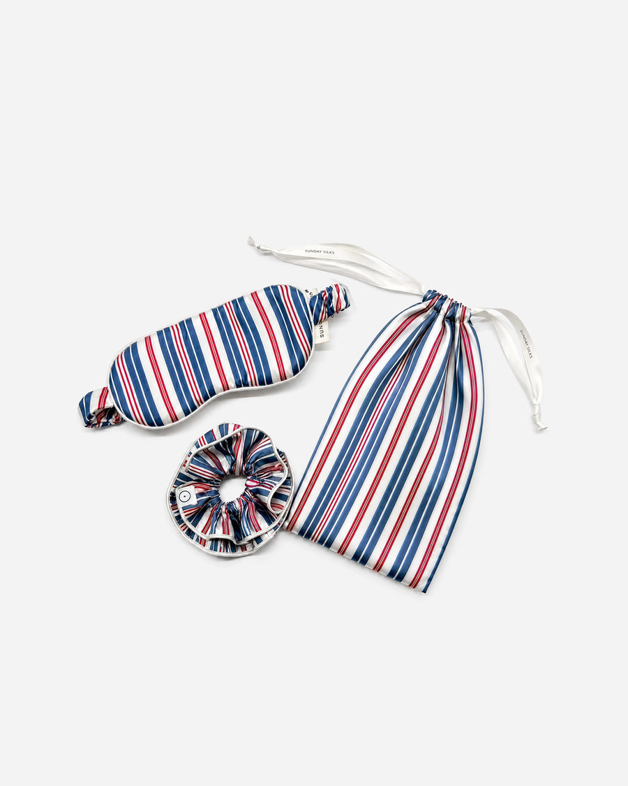 Sunday Citizen Coastal Americana Essential Kit in Red - Blue - Off White
