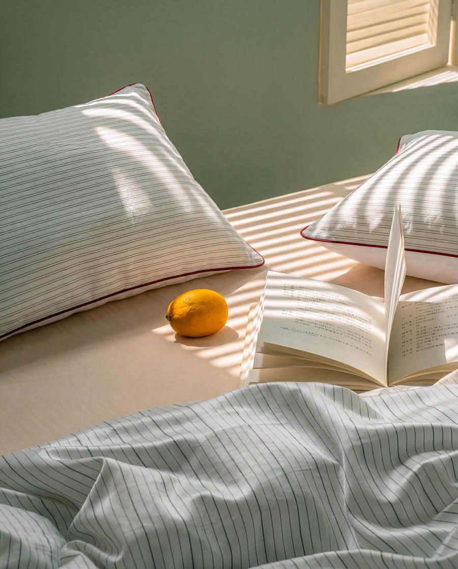 Sunday Citizen Mare Silky Lyocell Sheet. Set in Misty Blue - White