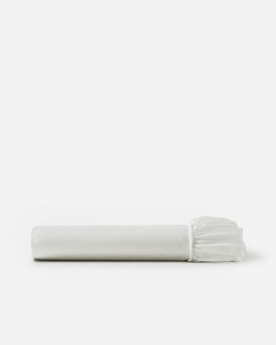Sunday Citizen Perla Cotton Sateen Fitted Sheet in White 
