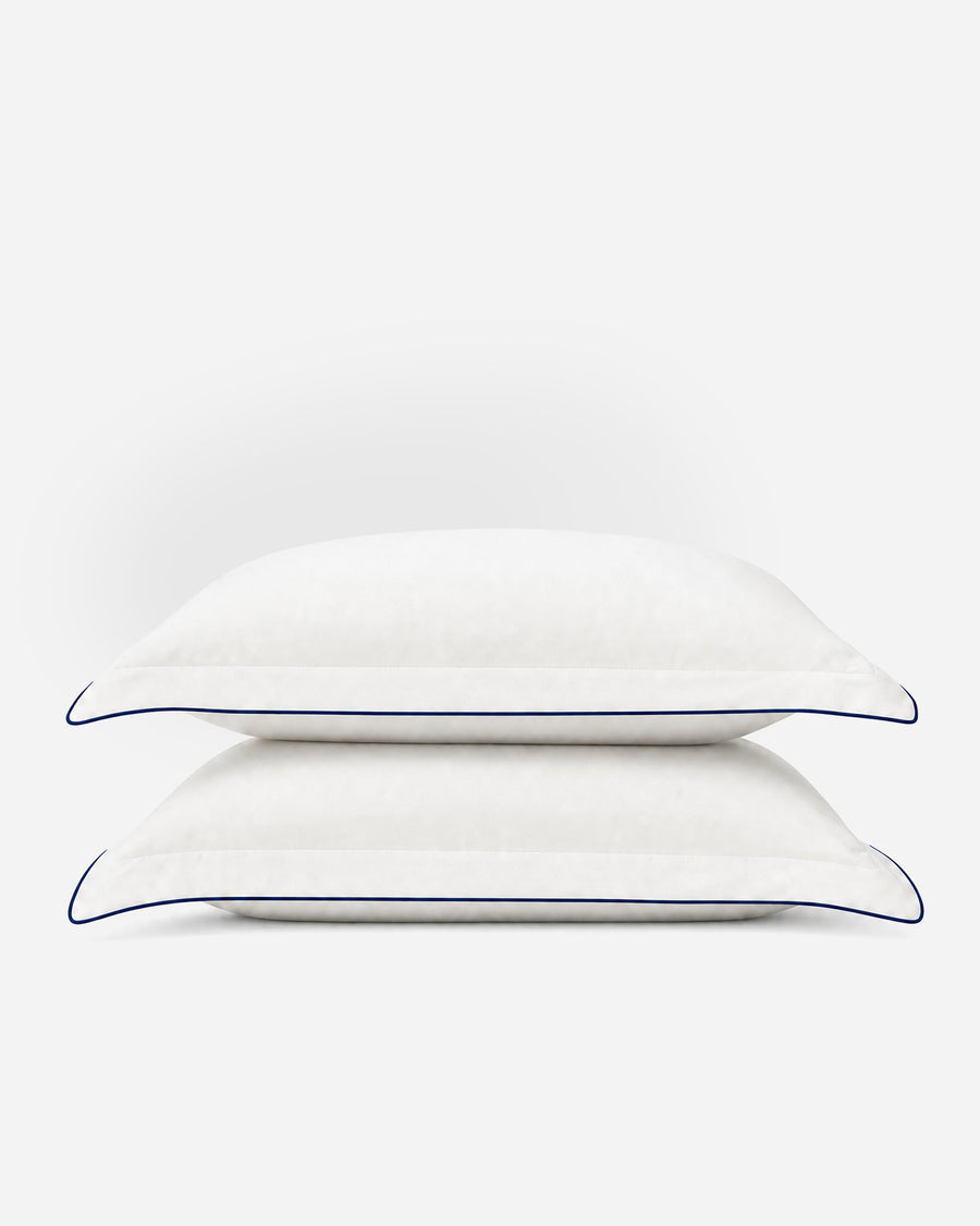 Sunday Citizen Porto Cooling Lumiere Piping Pillowcase in White - Midnight