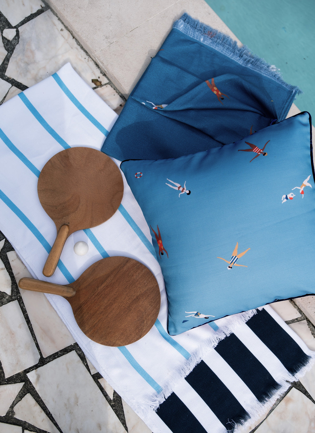 Sunday Citizen Riviera Outdoor Throw Pillow in Red - Off White