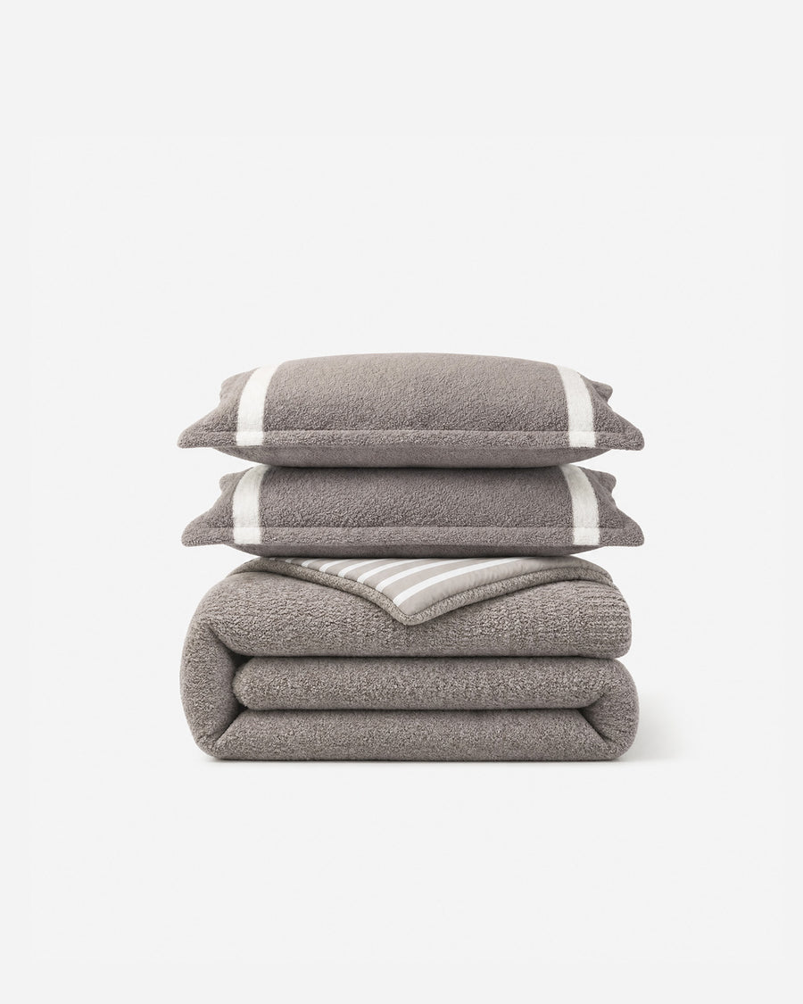 Image of Sabbia Snug Striped Comforter Bundle
