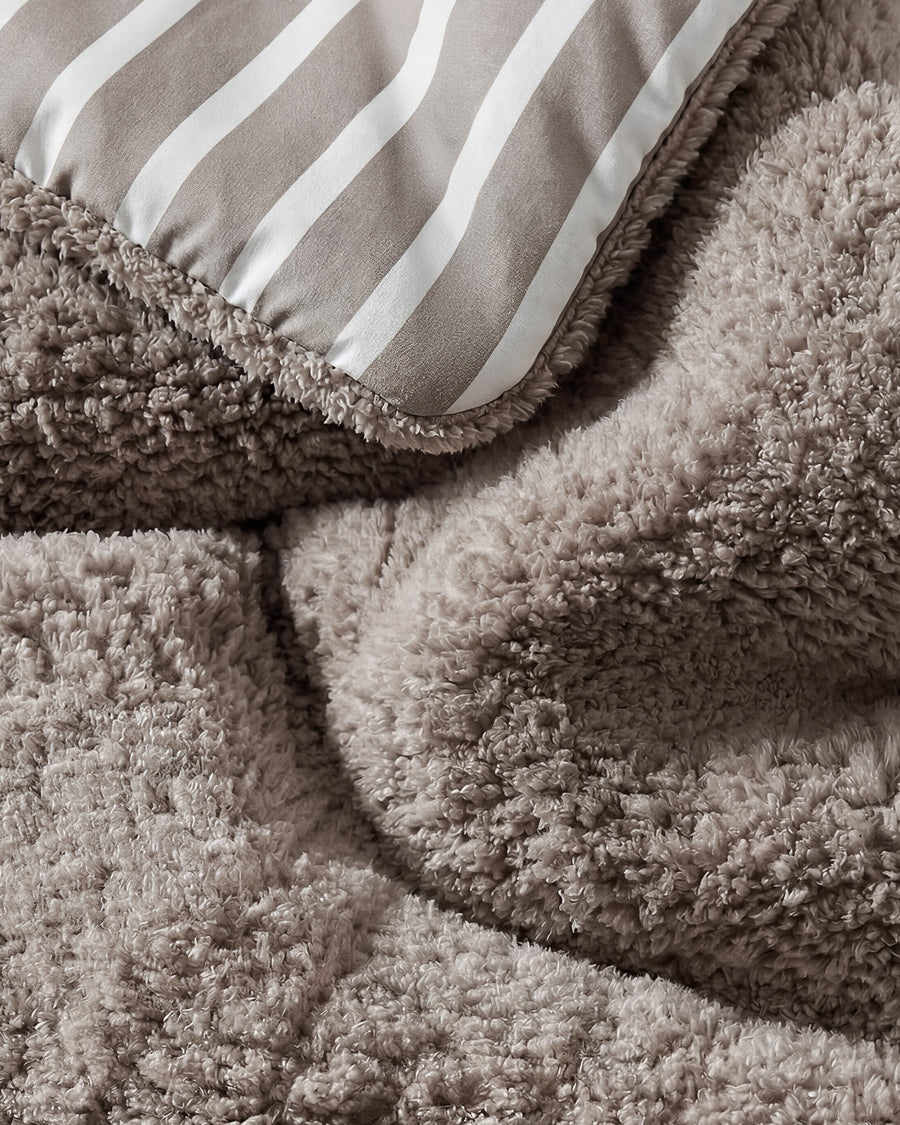 Sunday Citizen Sabbia Snug Striped  Comforter in Taupe - Off White