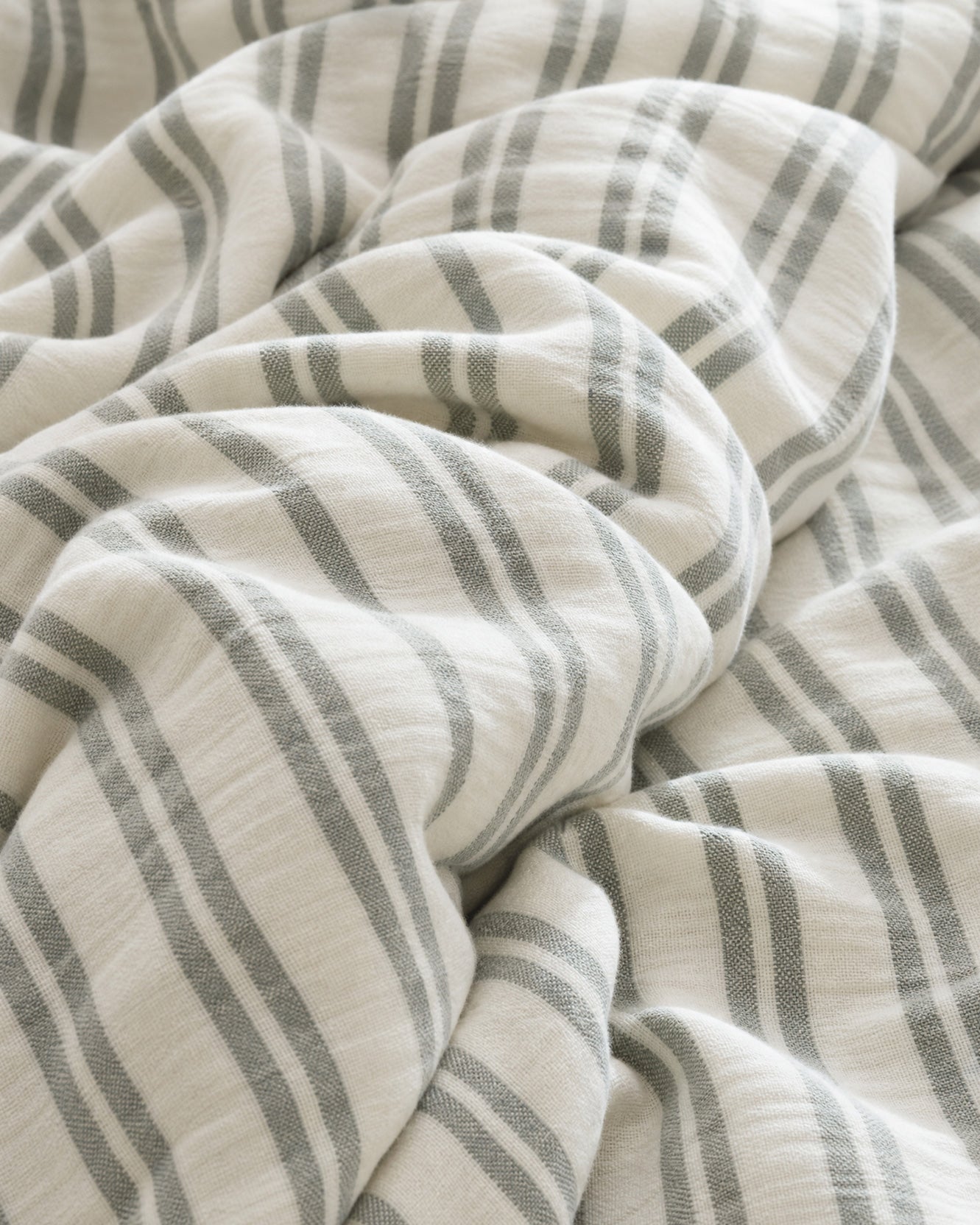 Salvia Reversible Cotton Mist Duvet Cover Light Sage - Off White