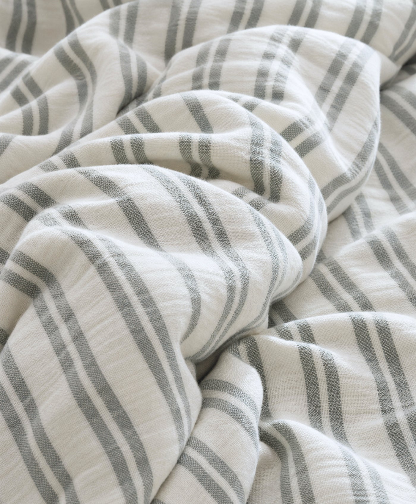 Salvia Reversible Cotton Mist Duvet Cover Light Sage - Off White