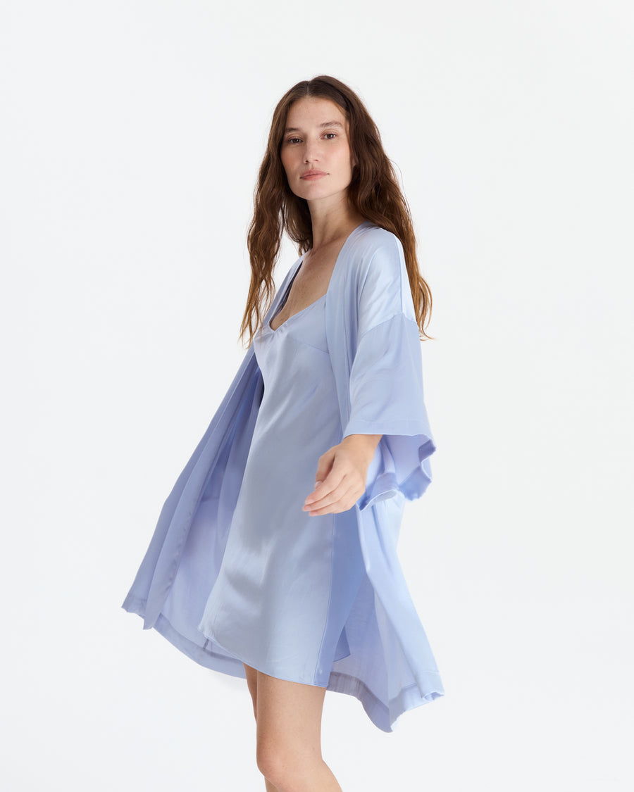 Sunday-Citizen_Silky-Ecovero_Kimono Light Blue