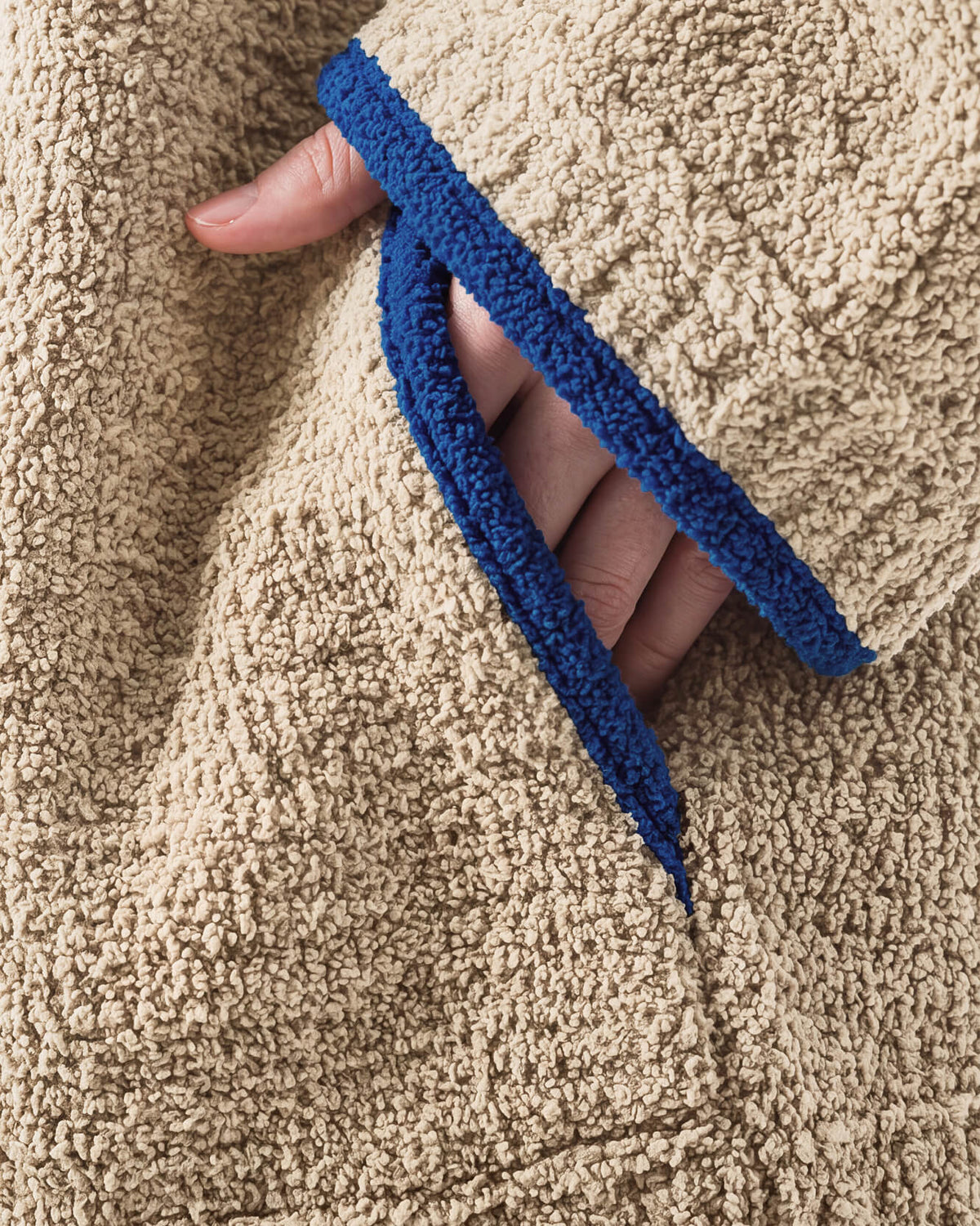 Snug Blanket Hoodie with Piping Biscotti - Blue