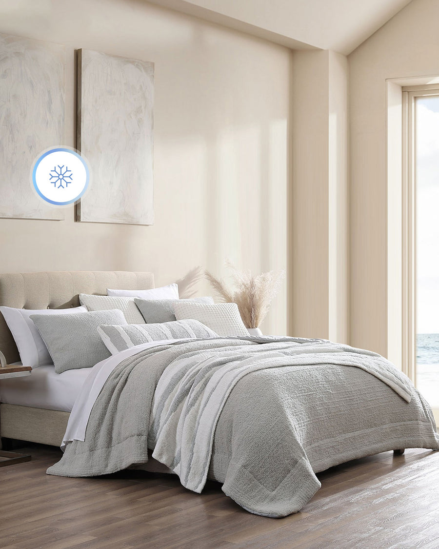 Sunday Citizen Snug Cooling Comforter in Cloud Gray