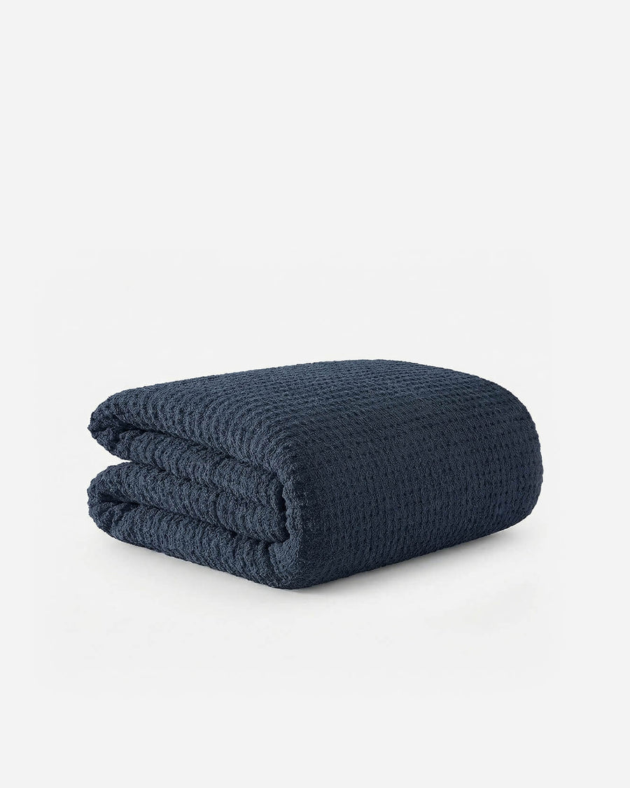 Sunday Citizen Snug Waffle Comforter in Midnight 