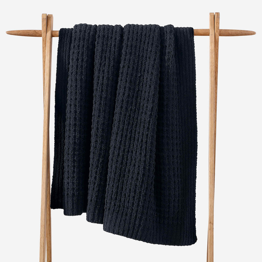 Sunday Citizen Snug Waffle Throw in Black