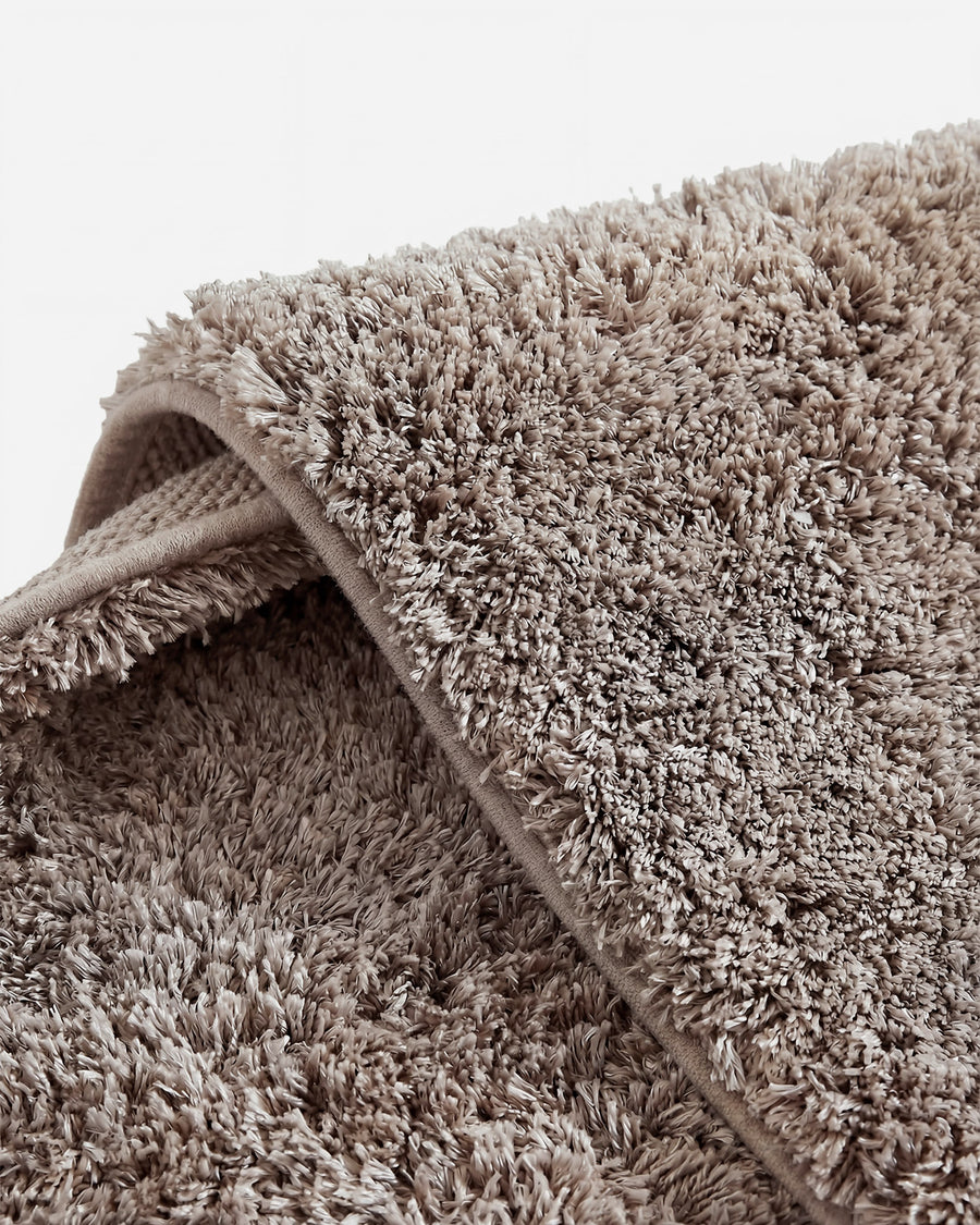Sunday Citizen Spa Cotton Rug in Taupe close-up of soft fabric texture