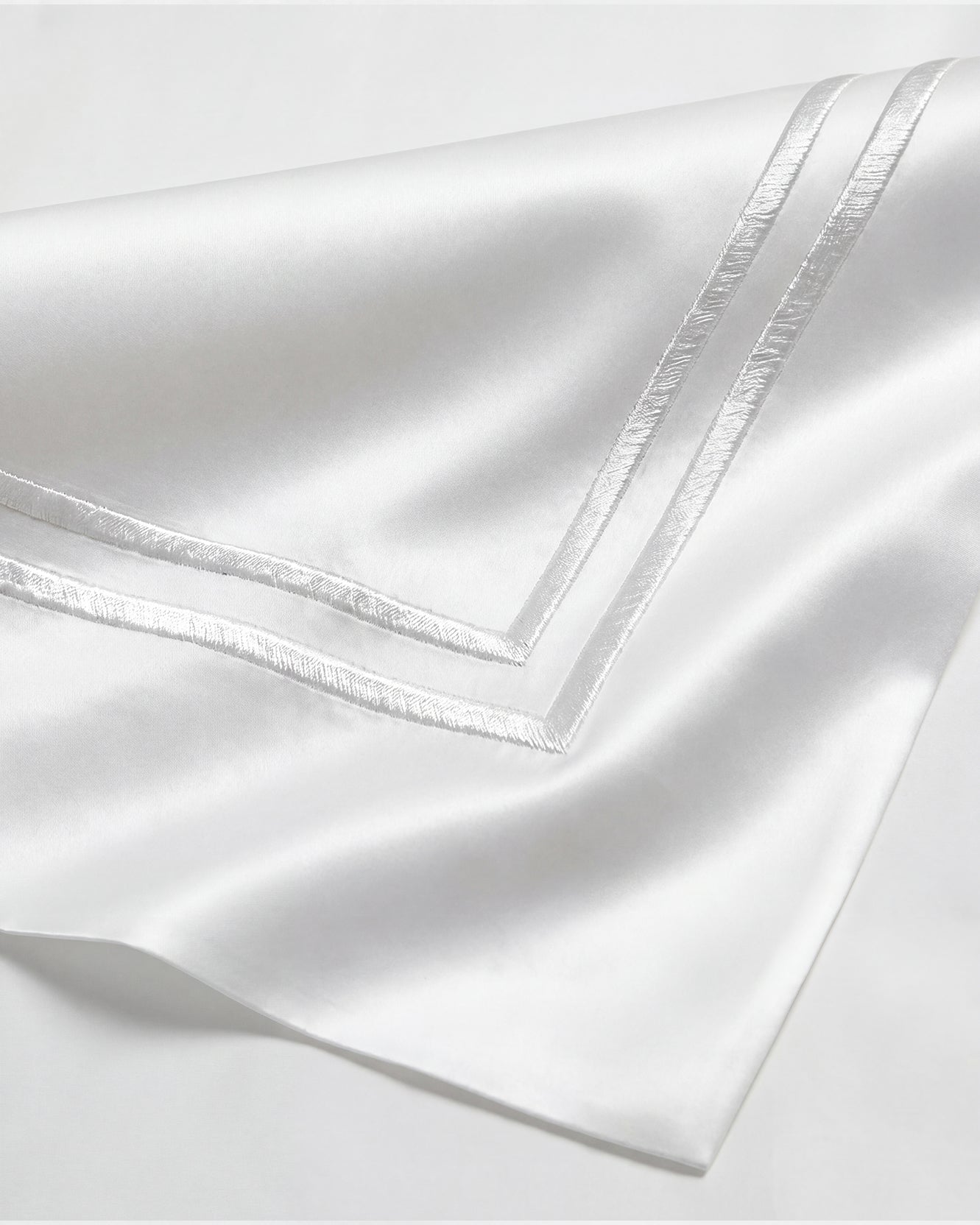 Sunday Citizen Luce Cotton Sateen Duvet Cover in White