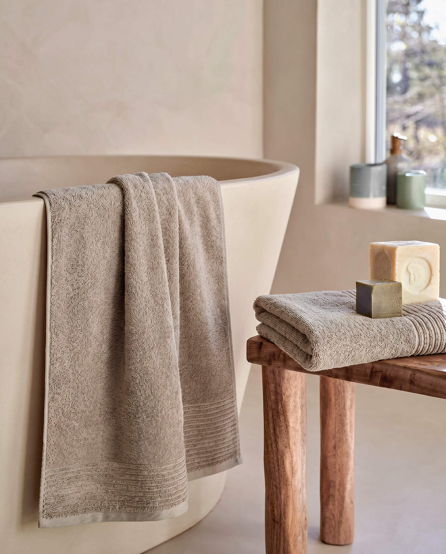 Sunday Citizen Spa Cotton Towel Set in Taupe