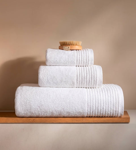 Sunday Citizen Spa Cotton Towel Set in Clear White
