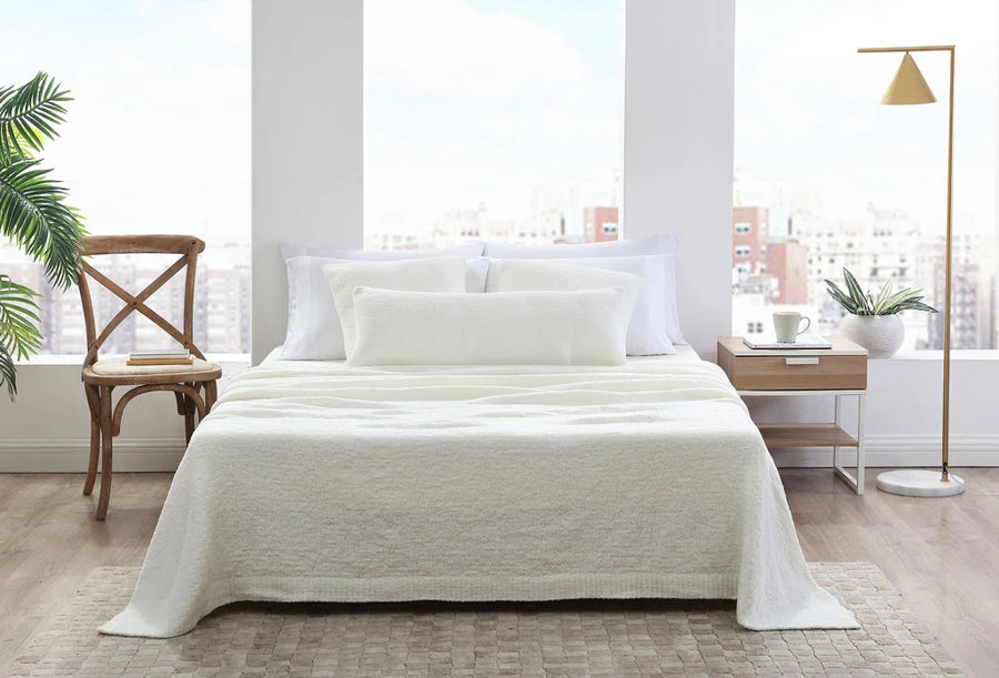Snug Bed Blanket Off White