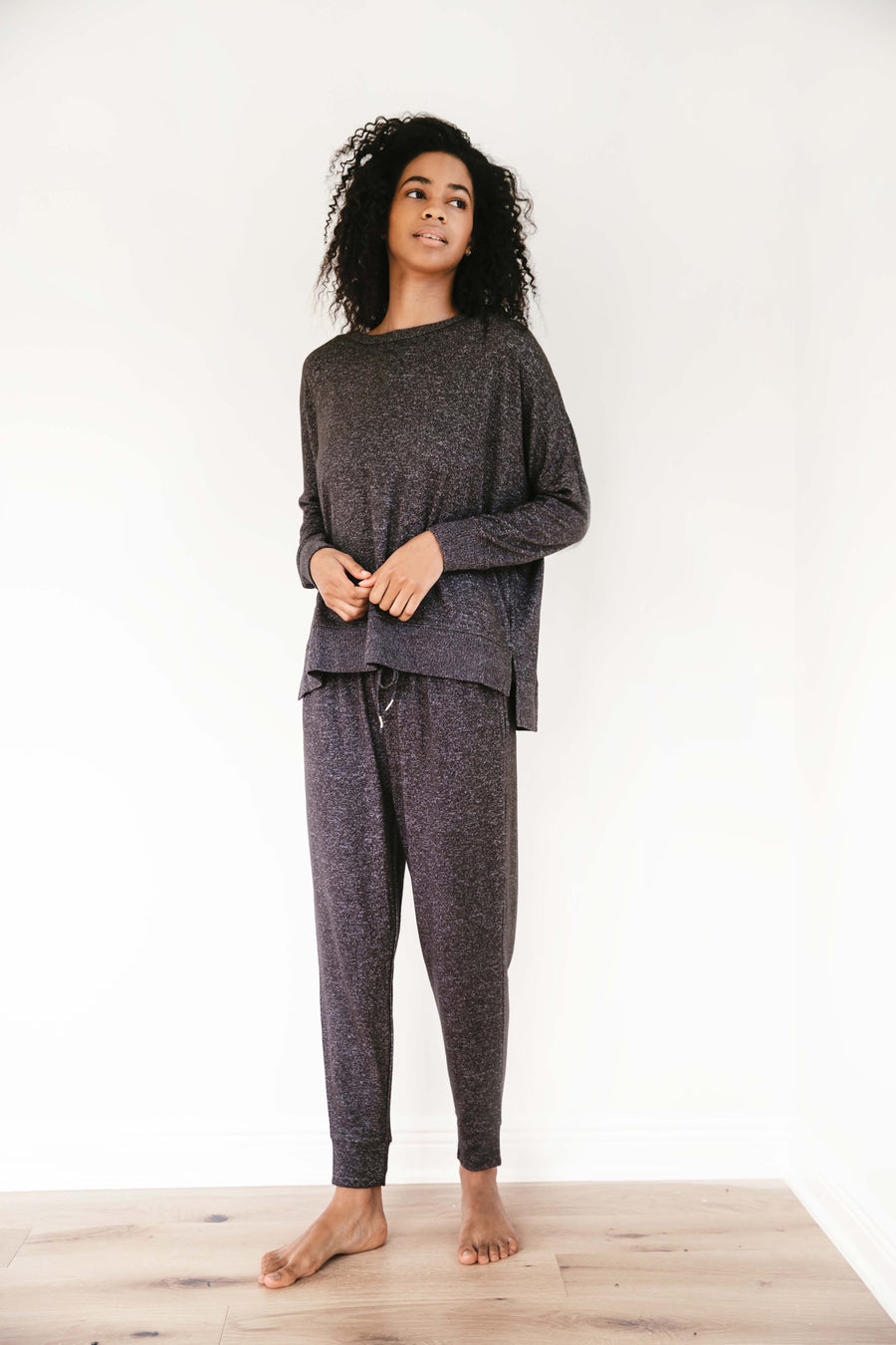 Cosset Relaxed Pullover Caviar Black